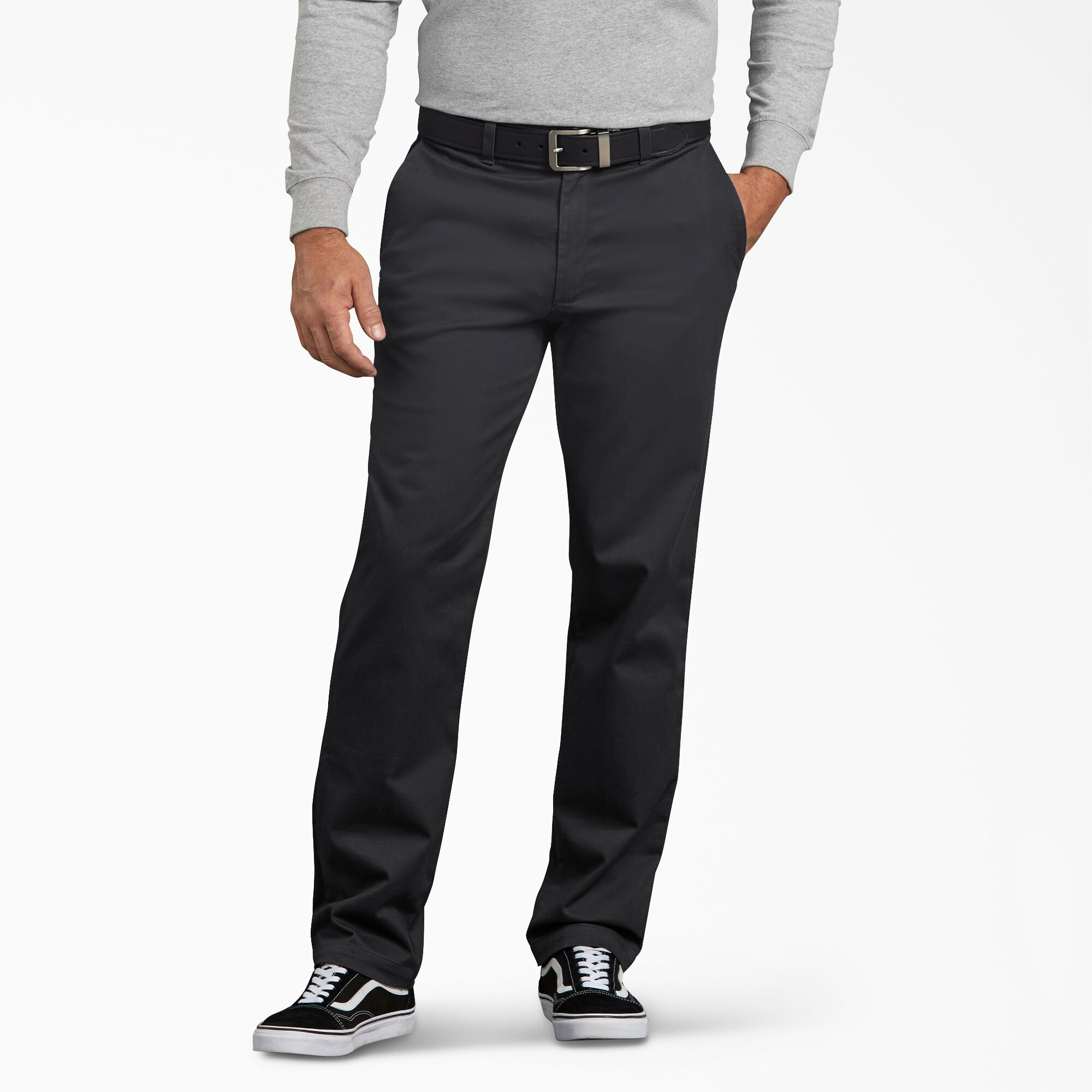 slim fit tapered pants