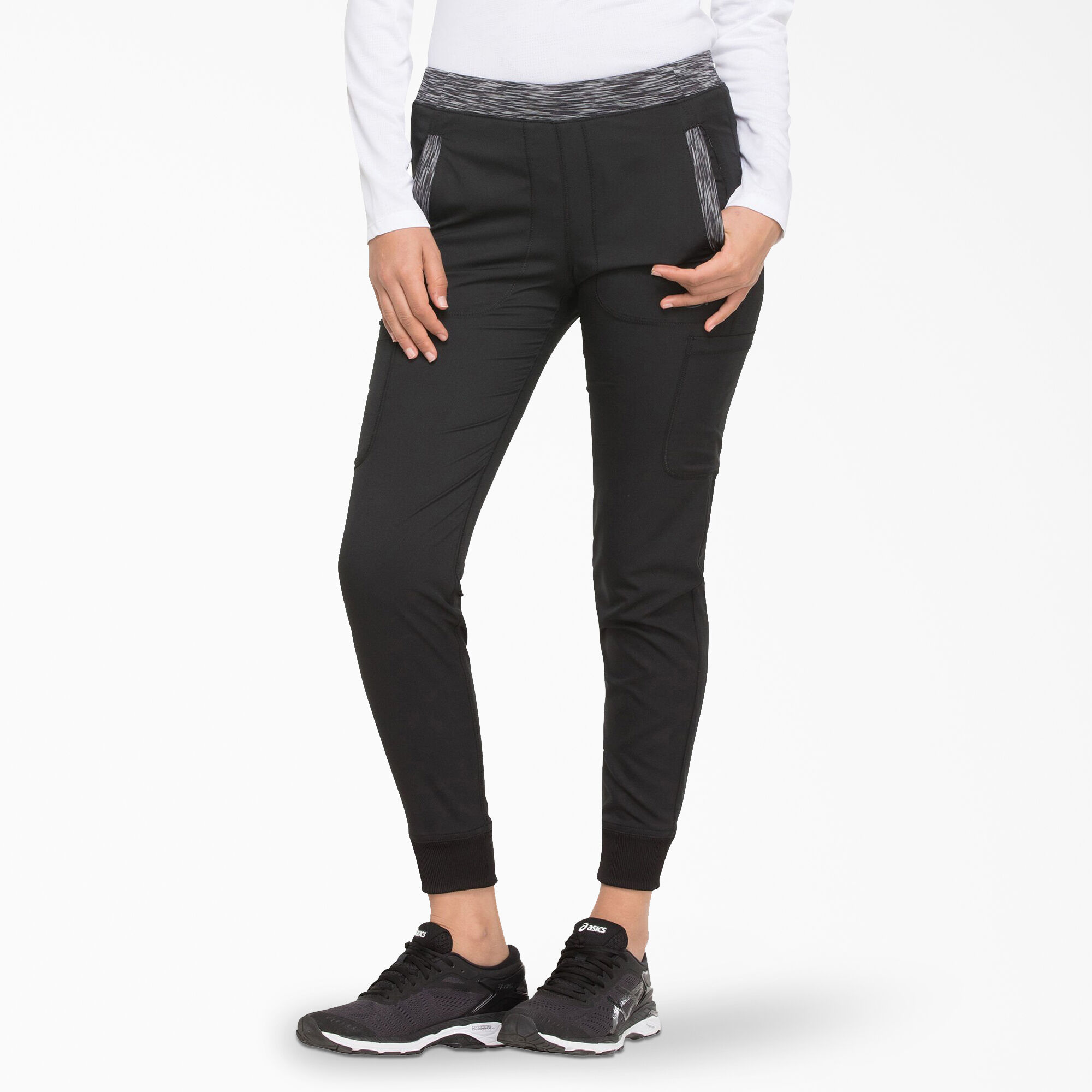 black tapered joggers womens