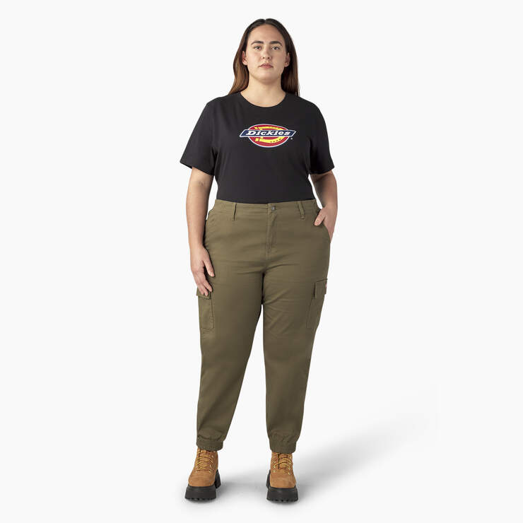 Dickies womens Plus Size Relaxed Cargo pants, Rinsed Black, 16 US at   Women's Clothing store