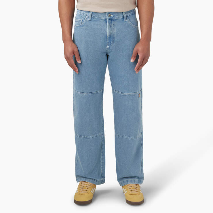 Elastic Waist Jeans have Entered the Chat